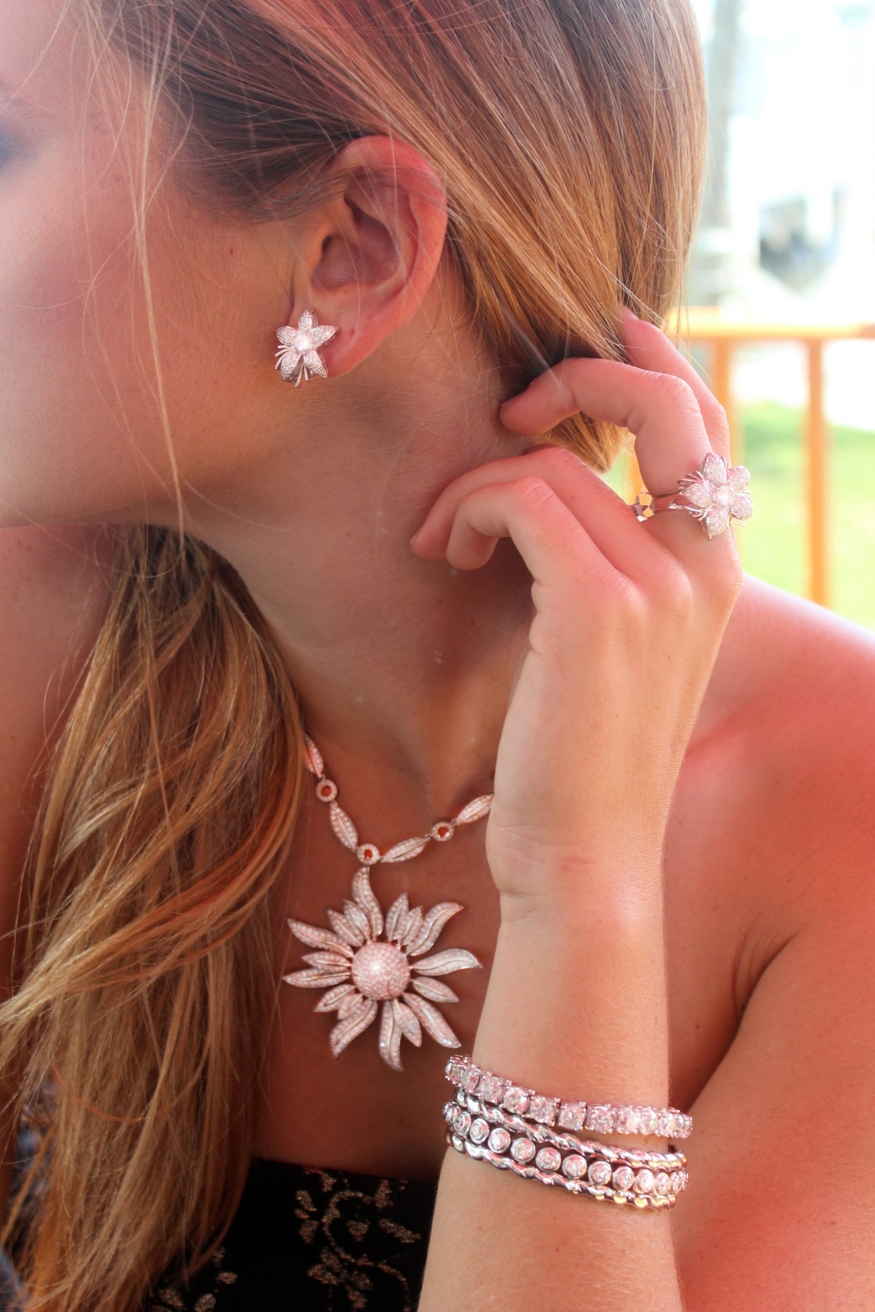 White gold and diamond jewelry