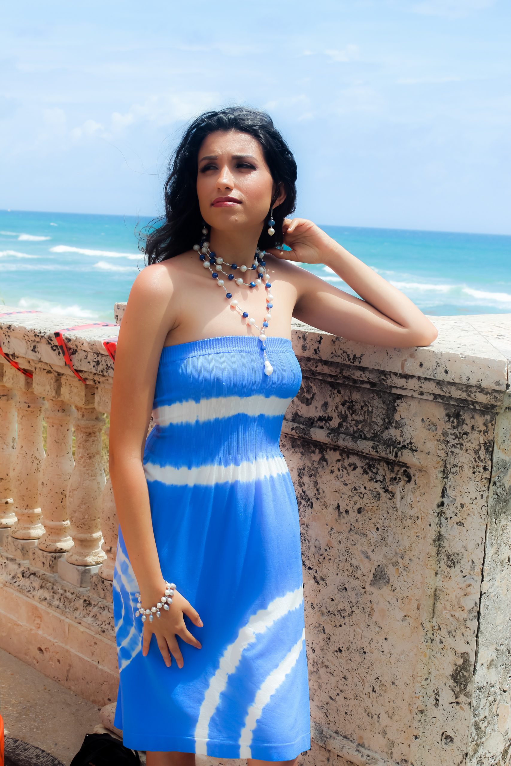 The Palm Beach Lariat in White Pearl & Sodalite