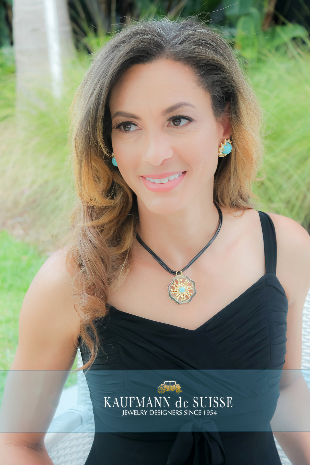 18K Yellow Gold and Turquoise Earrings and Necklace